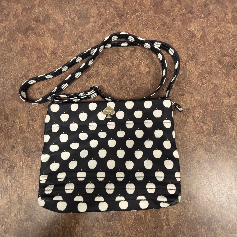 ♠️🍎RARE Kate Spade Juno Apple Crossbody Bag